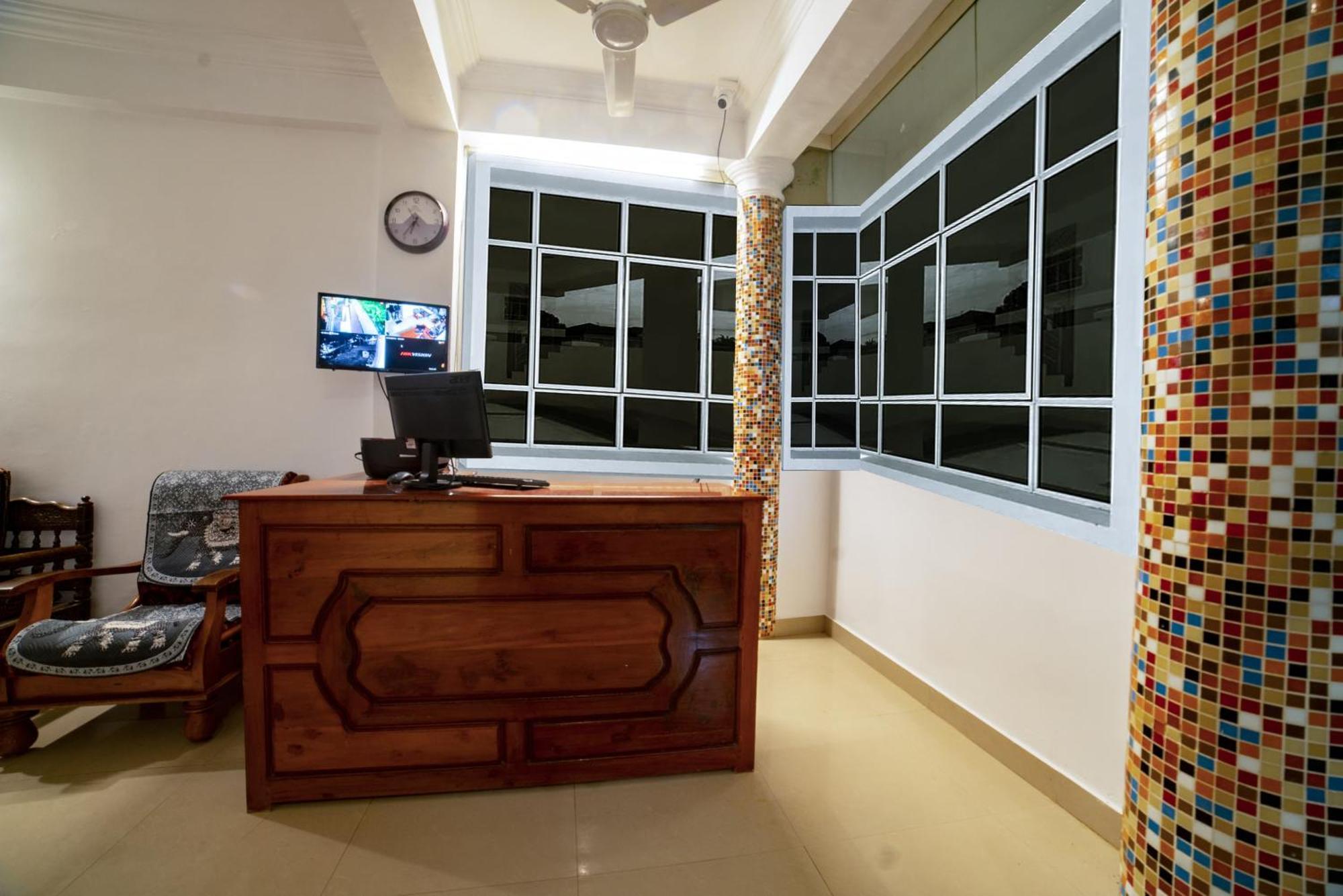 Tippys Beach Resort Kovalam Luaran gambar