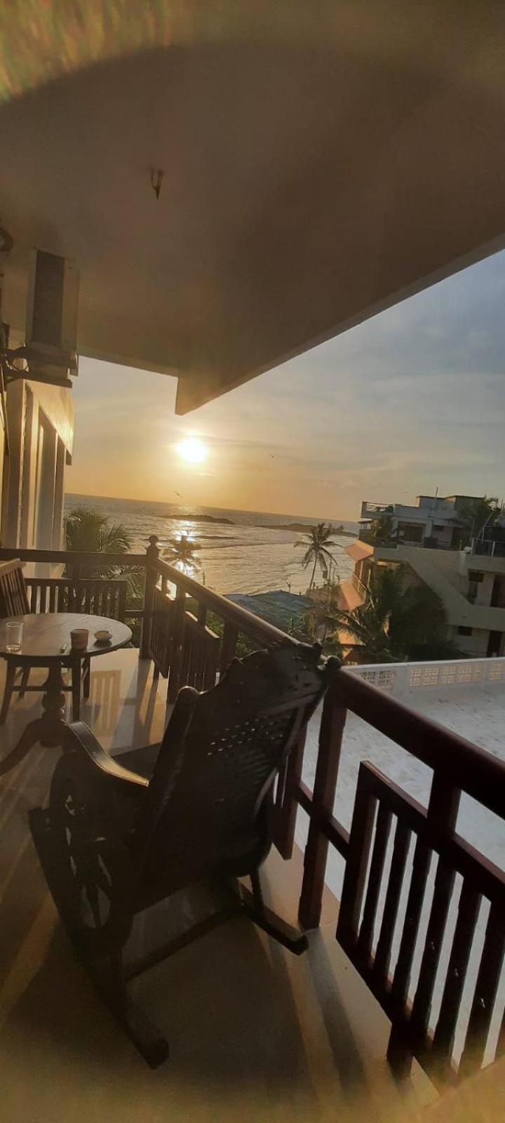 Tippys Beach Resort Kovalam Luaran gambar